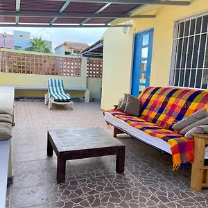  Privatunterkunft Casa Kini En