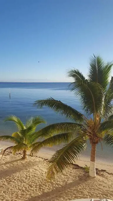 A La Orilla Del Mar Puerto Juarez קנקון דירה