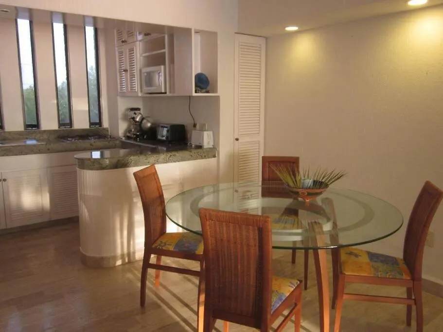 A La Orilla Del Mar Puerto Juarez Cancun Apartment