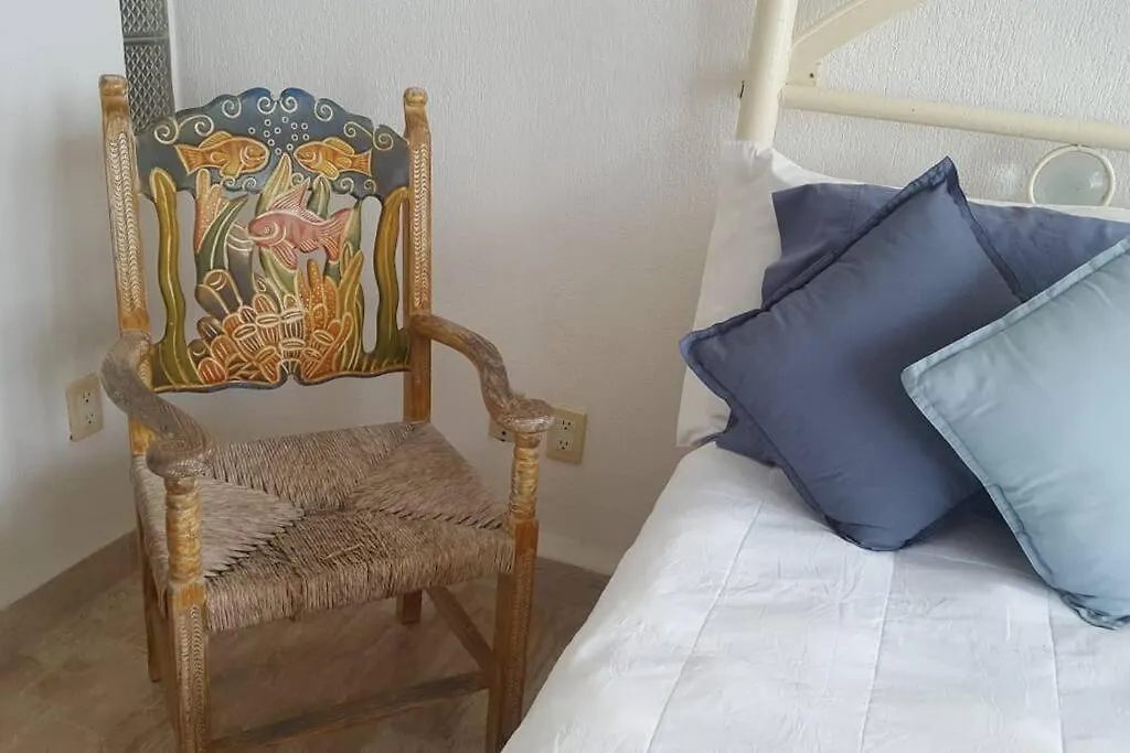A La Orilla Del Mar Puerto Juarez קנקון