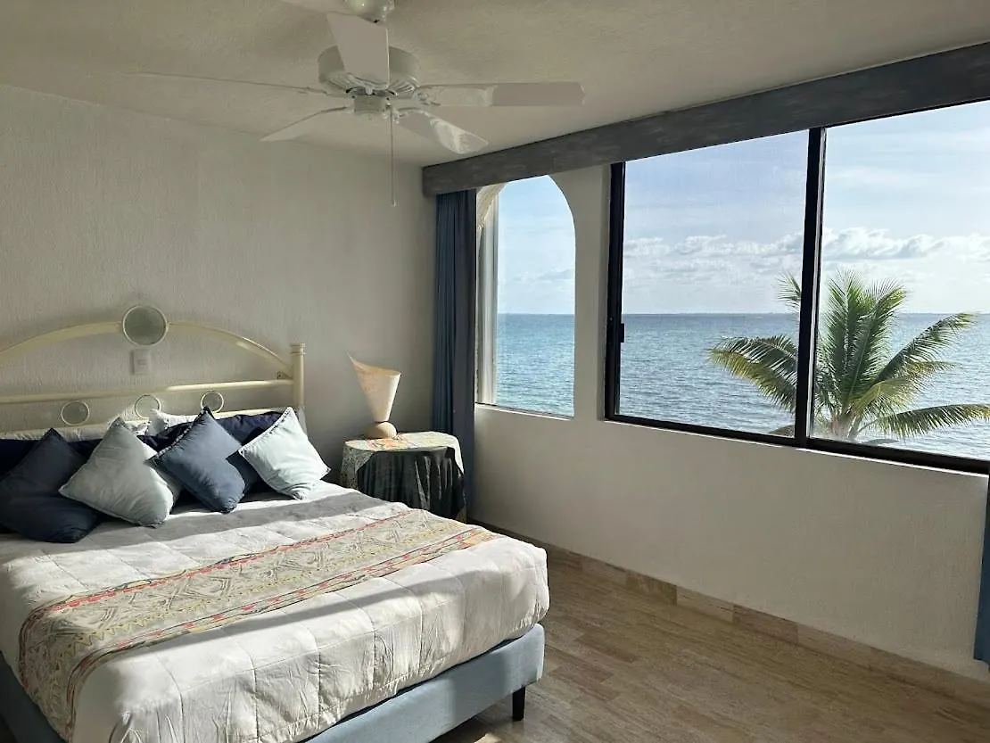 Apartment A La Orilla Del Mar Puerto Juarez Cancun