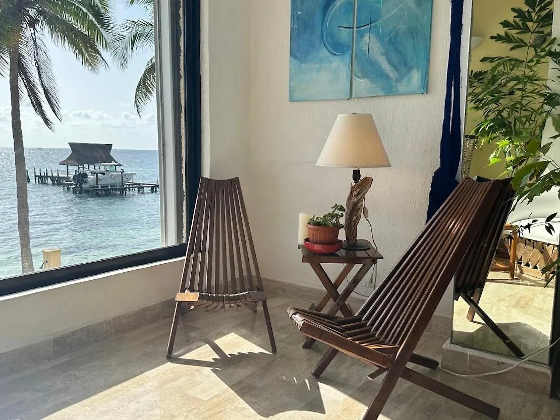 A La Orilla Del Mar Puerto Juarez Cancun Apartment